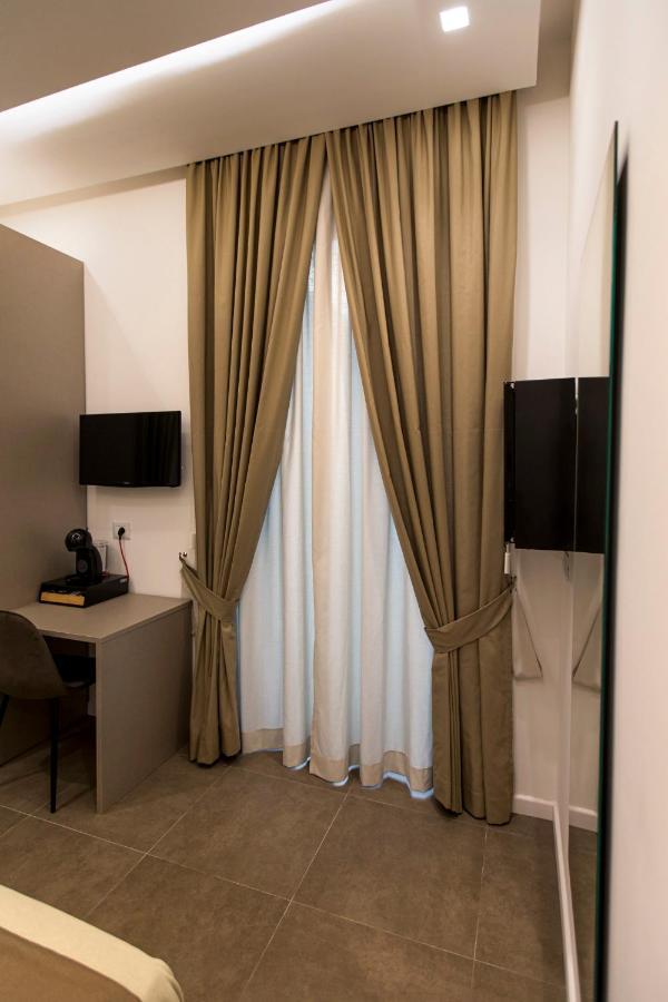 Morpheus Rooms Наполи Екстериор снимка