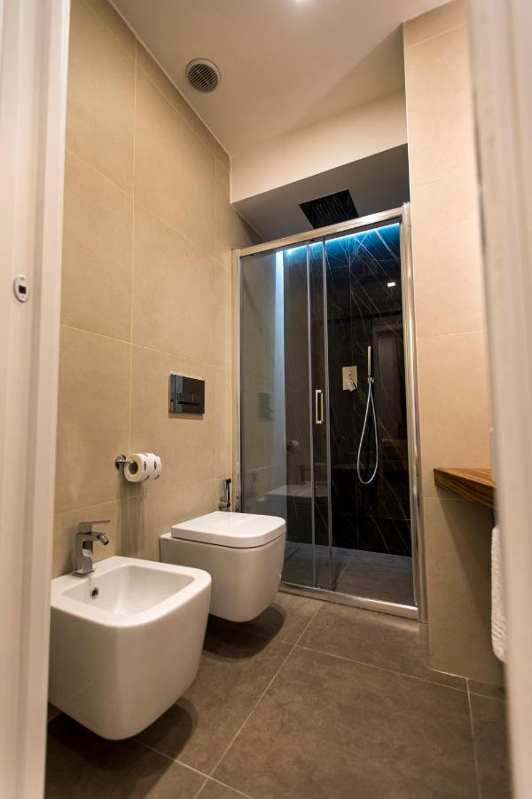 Morpheus Rooms Наполи Екстериор снимка